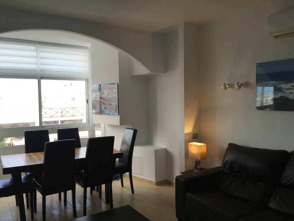 Luxury Apartment Cristianos Beachfront ロスクリスティアーノス エクステリア 写真